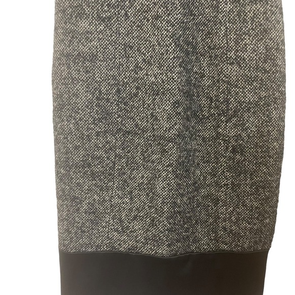 Narciso Rodriguez knee length black and white satin and tweed sleeveless dress - Picture 5 of 6